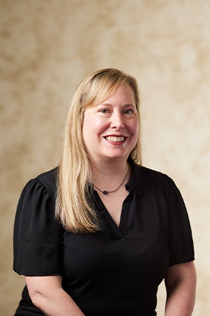Headshot of Dr. Kylie Lewis